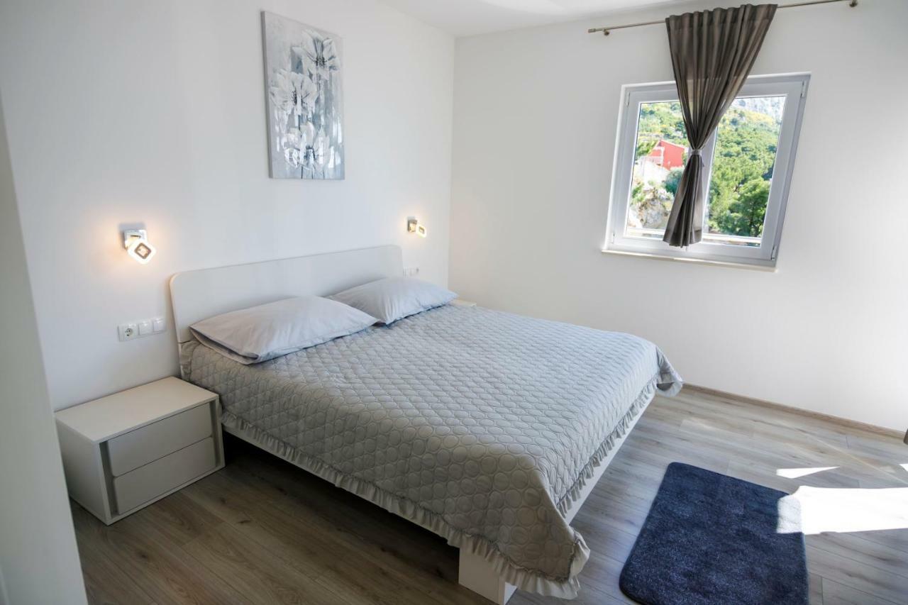 Apartmani Ticinovic 奥米什 外观 照片