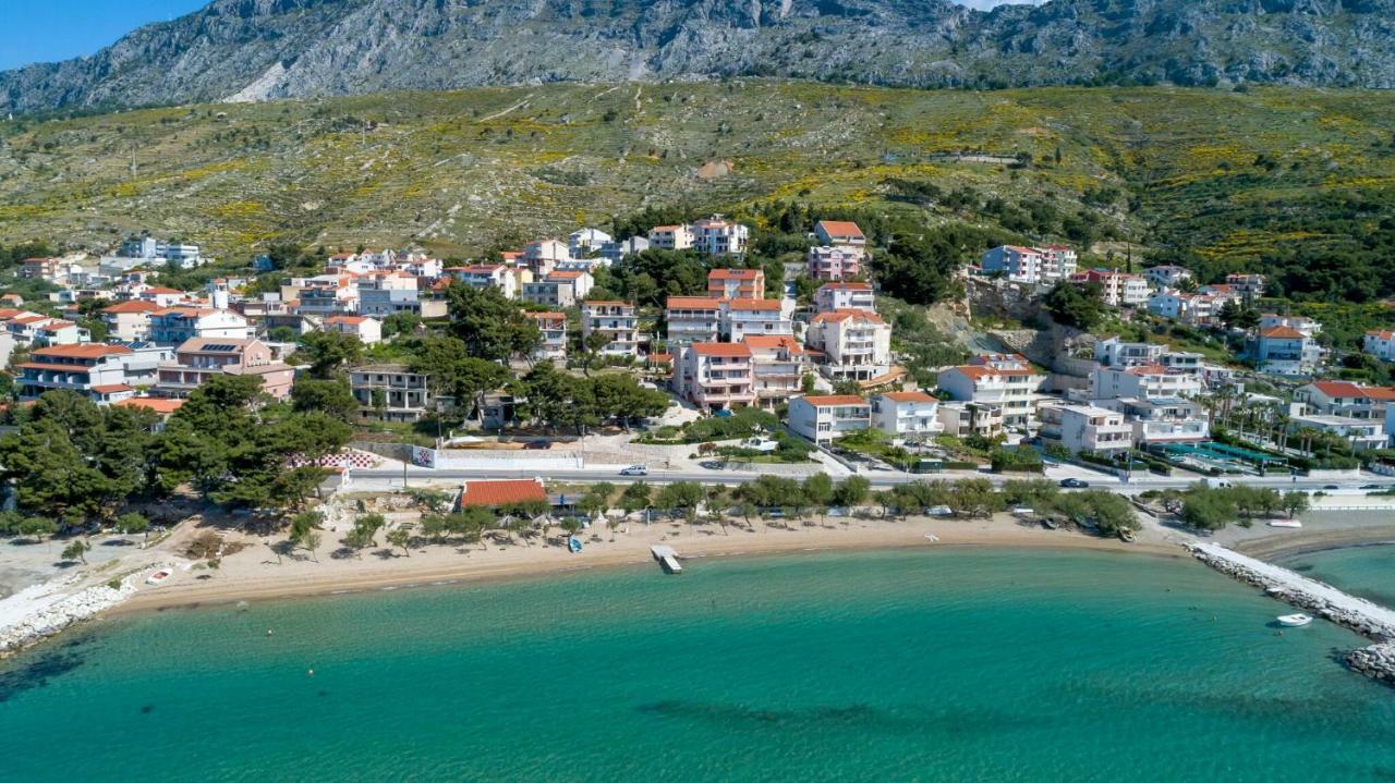 Apartmani Ticinovic 奥米什 外观 照片
