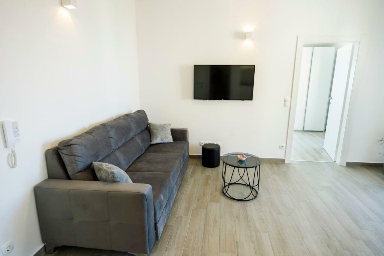 Apartmani Ticinovic 奥米什 外观 照片